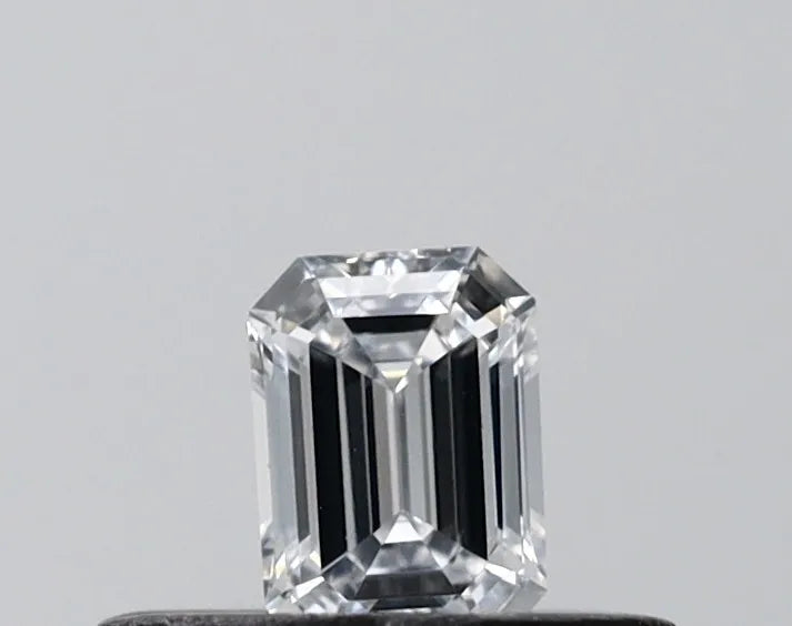0.21ct Emerald Lab Grown Diamond (Colour D, Clarity VVS1, IGI Certified)