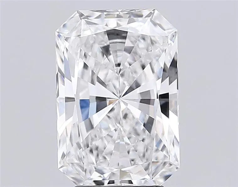 3.08ct Radiant Lab Grown Diamond (Colour D, Clarity VS2, IGI Certified)
