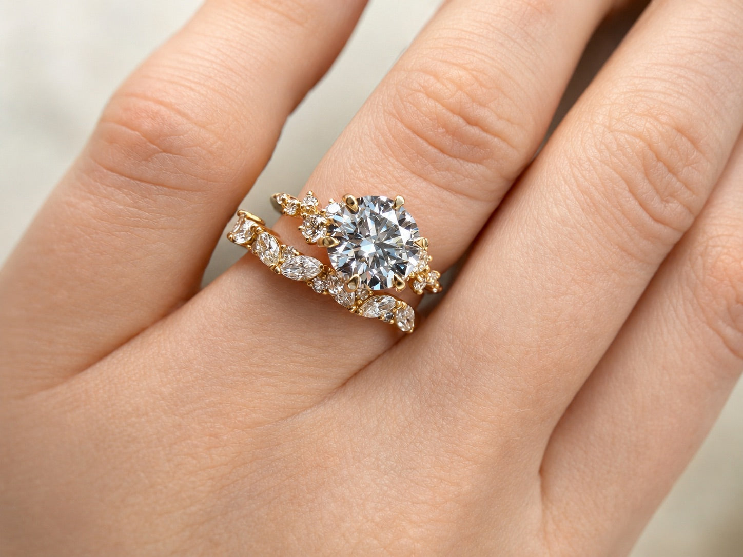 Custom ring delivery and presentation
