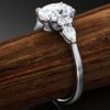 W130 Jana Oval Diamond Ring