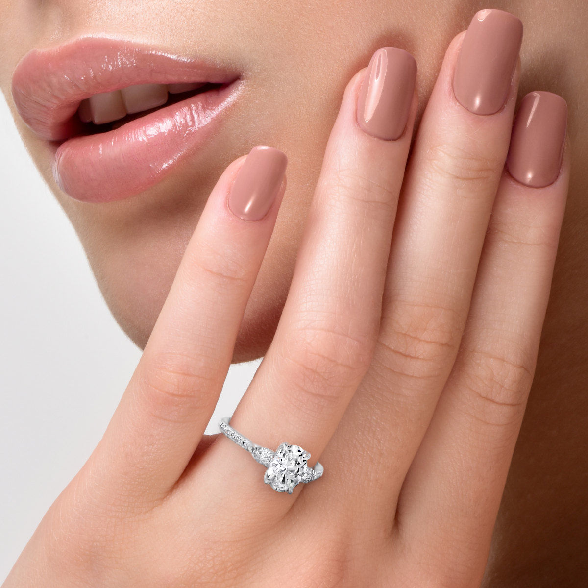 L0050 Vivian Three Stone Diamond Engagement Ring L0050 Vivian Three Stone Diamond Engagement Ring